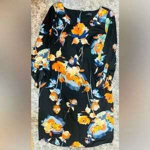 Cute Floral Dress; Size S in great condition.